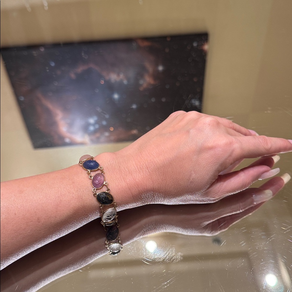 Vintage 70s Solid 14k Gold Scarab Precious Stone Bracelet - Picture 3 of 11
